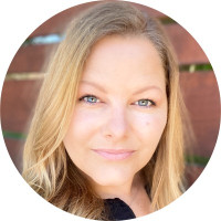 Profile photo of Nicole DuMont